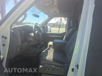 2012 Nissan NV3500 HD Cargo SV High Roof 146.1" WB - miniatura 7