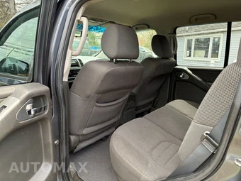 2012 Nissan Pathfinder S - miniatura 16