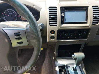 2012 Nissan Pathfinder S – miniatura 11