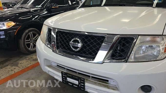 2012 Nissan Pathfinder S – miniatura 20