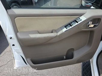 2012 Nissan Pathfinder S – miniatura 9