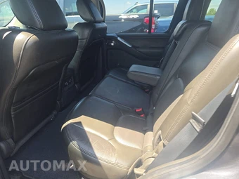 2012 Nissan Pathfinder Silver Edition – miniatura 13