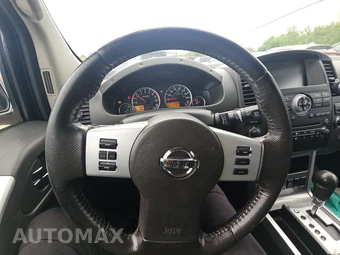 2012 Nissan Pathfinder SV – miniatura 10