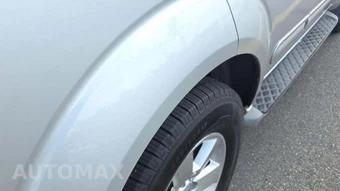 2012 Nissan Pathfinder SV – miniatura 32