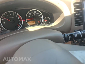 2012 Nissan Pathfinder SV - miniatura 12
