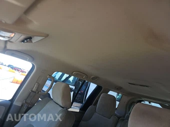2012 Nissan Pathfinder SV - miniatura 17
