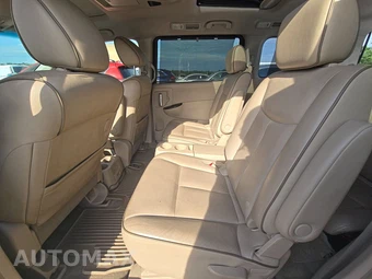 2012 Nissan Quest LE 118.1" WB - miniatura 13