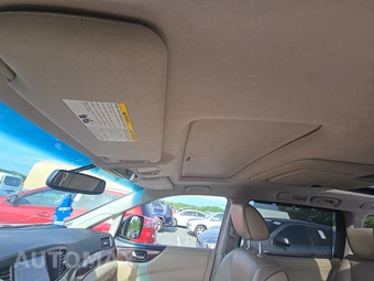 2012 Nissan Quest LE 118.1" WB - miniatura 20