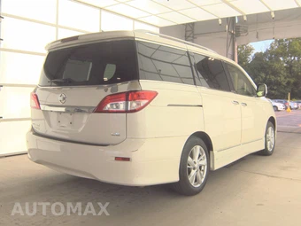 2012 Nissan Quest LE 118.1" WB - miniatura 4