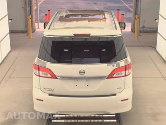 2012 Nissan Quest LE 118.1" WB - miniatura 5