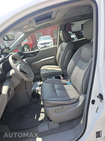 2012 Nissan Quest SL 118.1" WB - miniatura 6