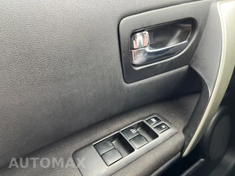 2012 Nissan Rogue SV - miniatura 24