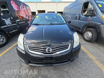 2012 Nissan Sentra 2.0 S – miniatura 2