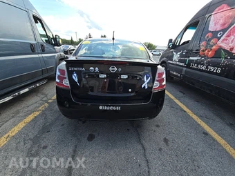 2012 Nissan Sentra 2.0 S – miniatura 5