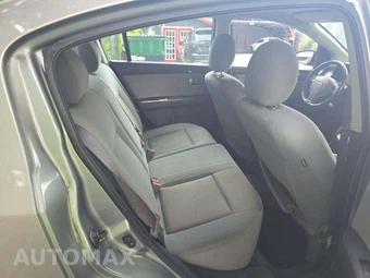 2012 Nissan Sentra 2.0 S – miniatura 16