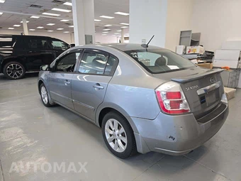 2012 Nissan Sentra 2.0 SL – miniatura 2