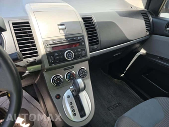 2012 Nissan Sentra 2.0 SR – miniatura 10