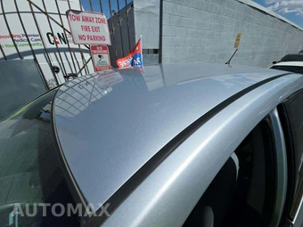 2012 Nissan Sentra 2.0 SR – miniatura 12