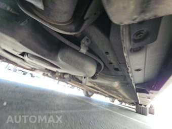 2012 Nissan Sentra 2.0 SR – miniatura 17