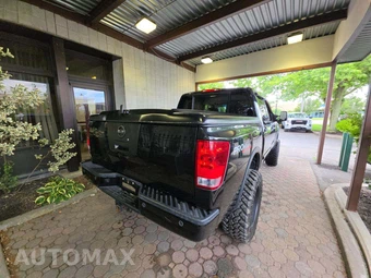 2012 Nissan TITAN PRO-4X Crew Cab Short Bed - miniatura 3