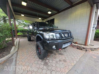 2012 Nissan TITAN PRO-4X Crew Cab Short Bed - miniatura 4
