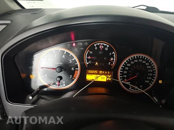 2012 Nissan TITAN PRO-4X Extended Cab Medium Bed – miniatura 12