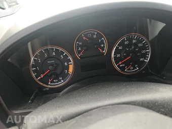2012 Nissan TITAN SL Crew Cab Short Bed - miniatura 12