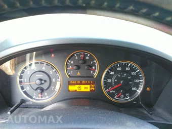 2012 Nissan TITAN SL Crew Cab Short Bed - miniatura 18