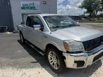 2012 Nissan TITAN SL Crew Cab Short Bed - car from the USA, Manheim Buy-Now listing at AUTOMAX