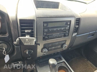 2012 Nissan TITAN SV Crew Cab Short Bed - miniatura 11