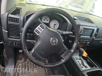 2012 Nissan TITAN SV Crew Cab Short Bed - miniatura 10