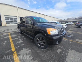 2012 Nissan TITAN SV Crew Cab Short Bed - miniatura 3