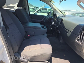 2012 Nissan TITAN SV Crew Cab Short Bed - miniatura 8