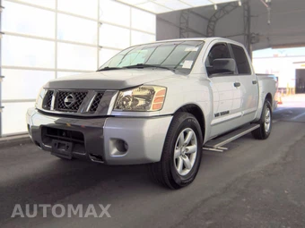 2012 Nissan TITAN SV Crew Cab Short Bed