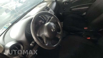 2012 Nissan Versa 1.6 S Sedan – miniatura 34