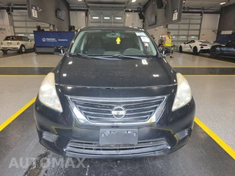 2012 Nissan Versa 1.6 SV Sedan – miniatura 2