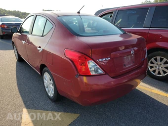 2012 Nissan Versa 1.6 SV Sedan – miniatura 6