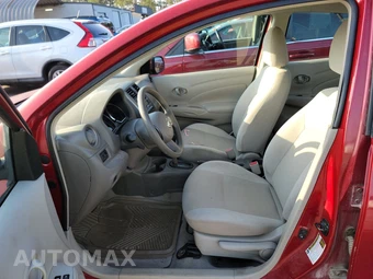 2012 Nissan Versa 1.6 SV Sedan – miniatura 7