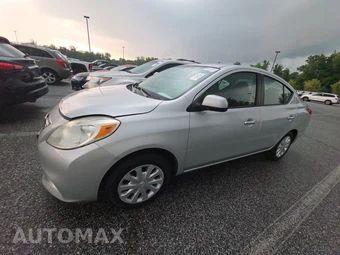 2012 Nissan Versa 1.6 SV Sedan — samochód z USA z aukcji Manheim, oferta Kup Teraz w AUTOMAX
