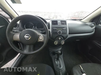 2012 Nissan Versa 1.6 SV Sedan – miniatura 11