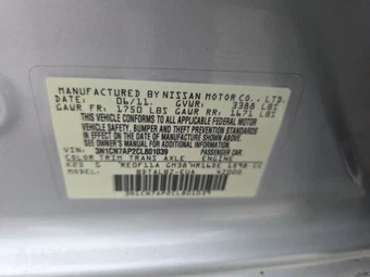 2012 Nissan Versa 1.6 SV Sedan – miniatura 14