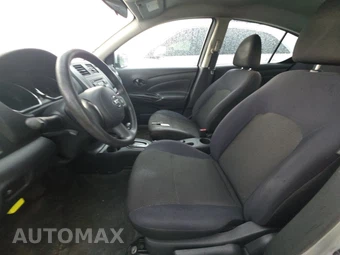 2012 Nissan Versa 1.6 SV Sedan – miniatura 7
