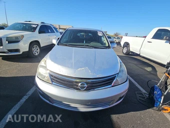 2012 Nissan Versa 1.8 S Hatchback – miniatura 2