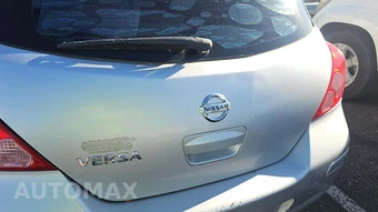 2012 Nissan Versa 1.8 S Hatchback – miniatura 30