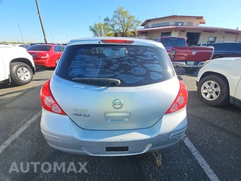 2012 Nissan Versa 1.8 S Hatchback – miniatura 5