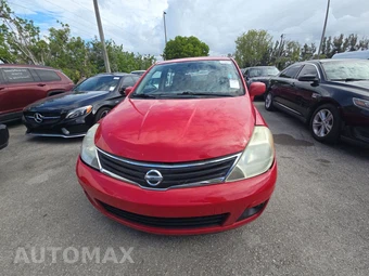 2012 Nissan Versa 1.8 S Hatchback – miniatura 2