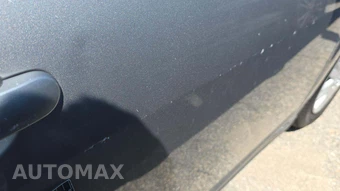 2012 Nissan Versa 1.8 S Hatchback – miniatura 28