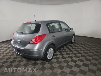 2012 Nissan Versa 1.8 S Hatchback – miniatura 4