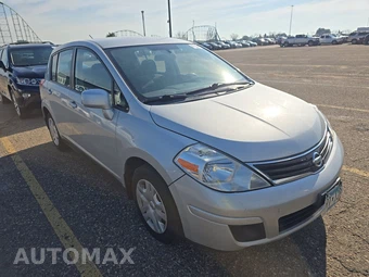 2012 Nissan Versa 1.8 S Hatchback - miniatura 3