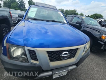 2012 Nissan Xterra S – miniatura 2